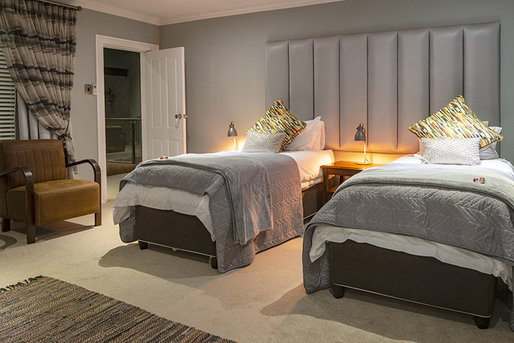 Middelwater Hotel Twin Room